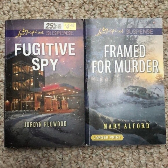 Lot of six Love Inspired Suspense books - Picture 4 of 7